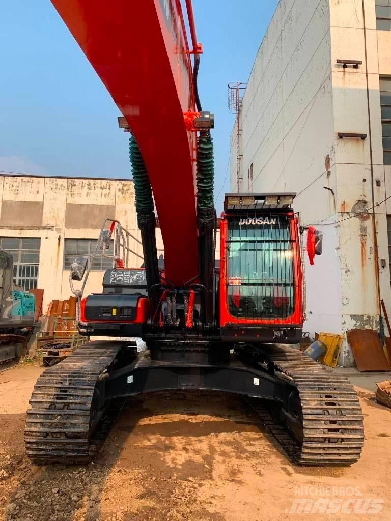 Doosan DX 340 LCA Paletli ekskavatörler