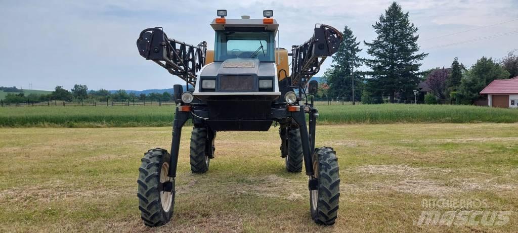 Spra-Coupe 4640 Kendinden tahrikli pülverizatörler