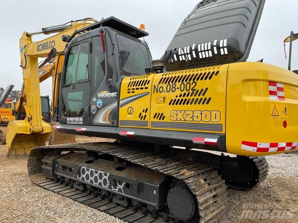 Kobelco SK 250D Paletli ekskavatörler