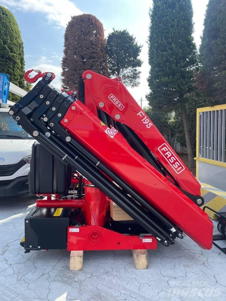 Fassi F195A.1.25 Yükleme vinçleri