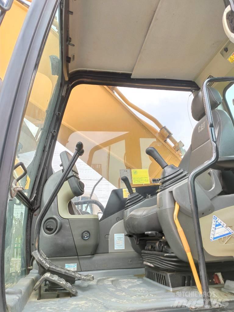 CAT 349 D Paletli ekskavatörler