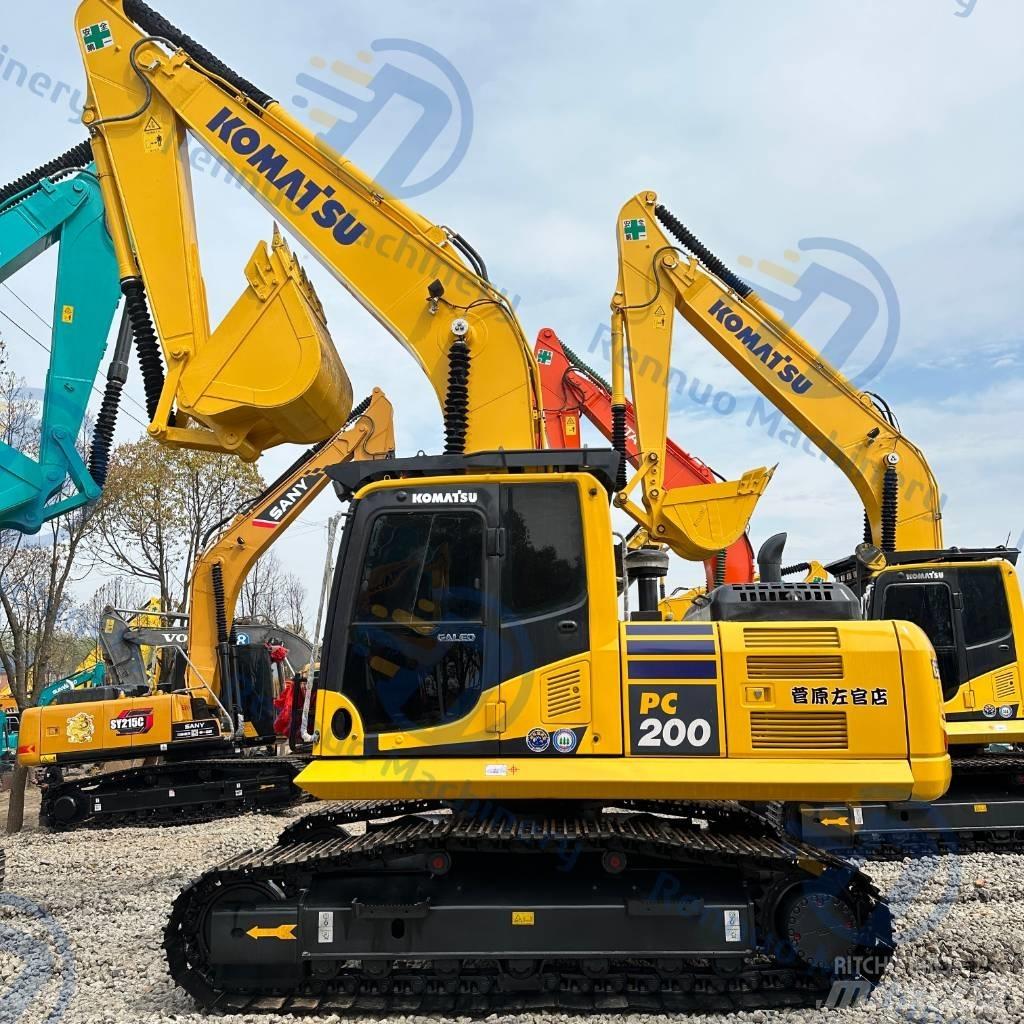 Komatsu PC200-8 Paletli ekskavatörler