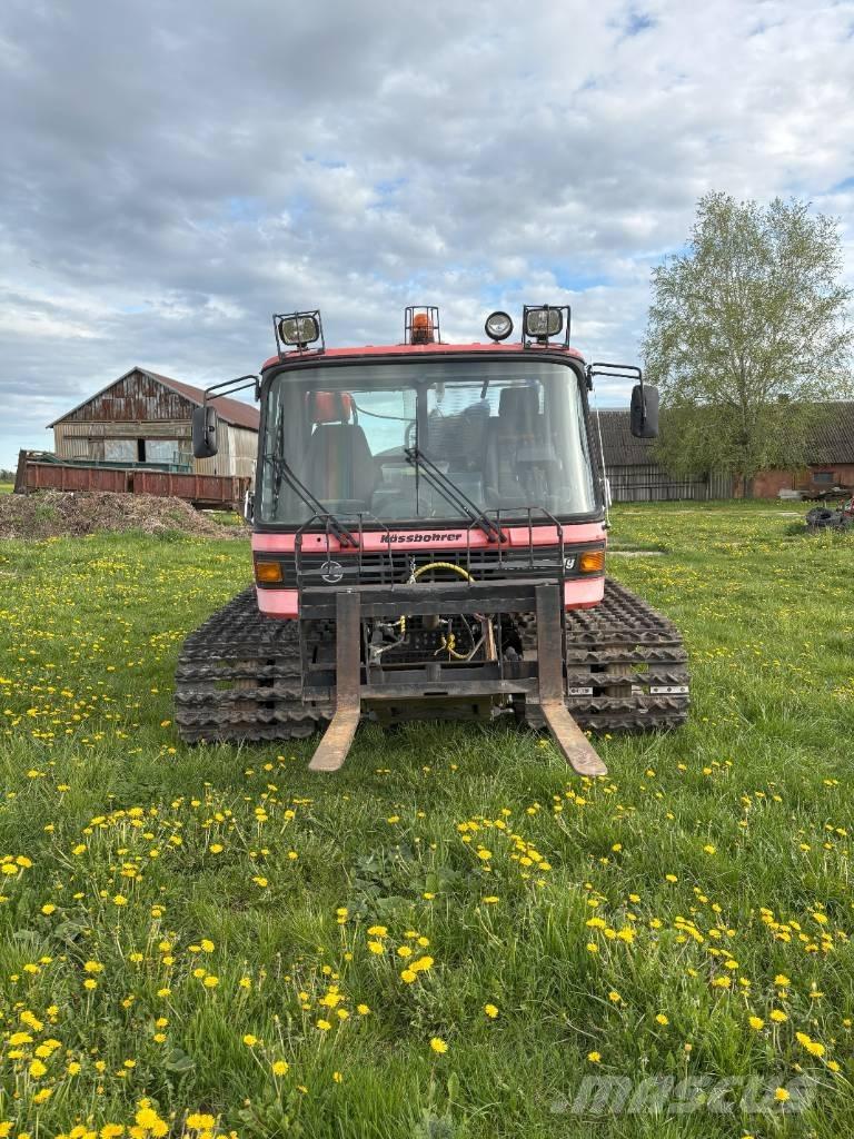  Pisten Bully 230DR Diger yol bakim makinalari