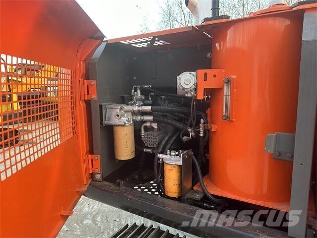 Hitachi ZX120 Paletli ekskavatörler
