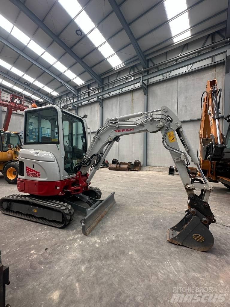 Takeuchi TB 325 R Mini ekskavatörler, 7 tona dek