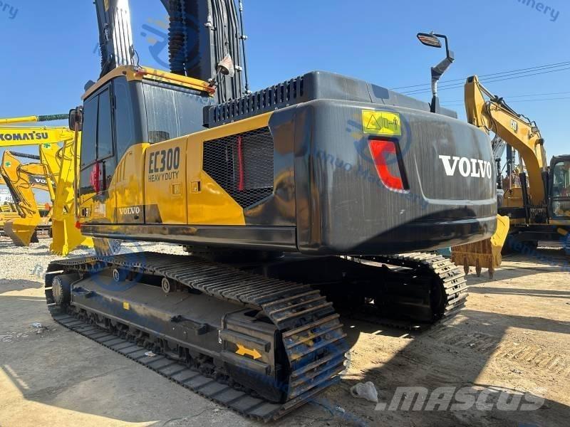 Volvo EC 300 D L Paletli ekskavatörler