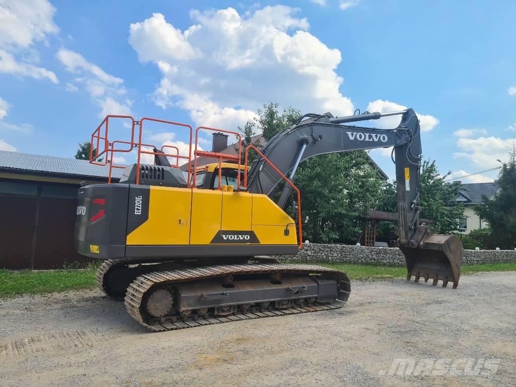 Volvo EC 220 E Paletli ekskavatörler