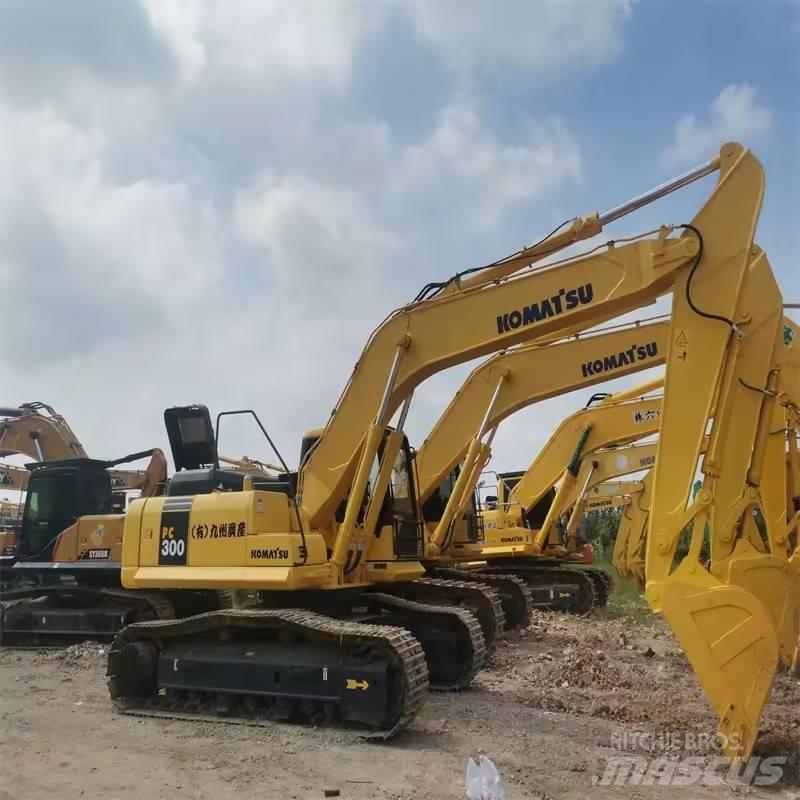 Komatsu PC 300 Paletli ekskavatörler