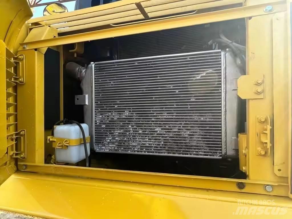Komatsu PC 300 Paletli ekskavatörler
