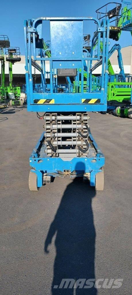 GENIE GS4047 Makasli platformlar