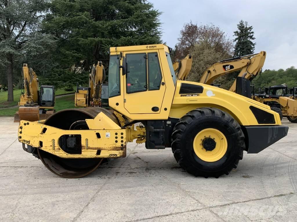 Bomag BW 213 D H-4 i Zemin sıkıştırma makineleri