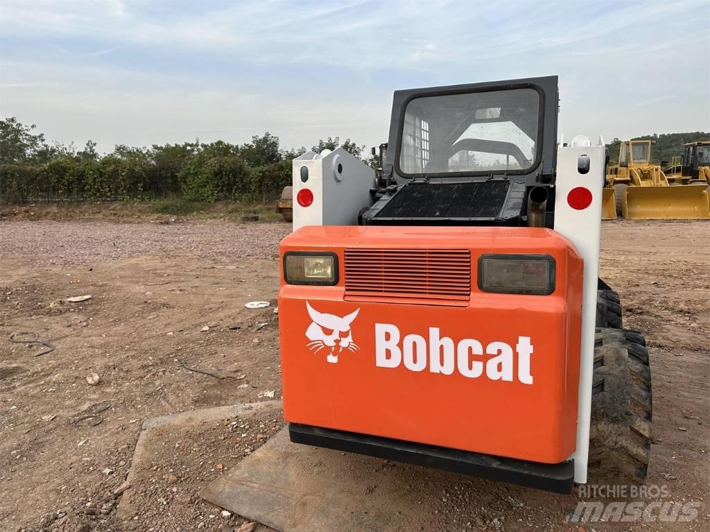 Bobcat S 300 Skid steer loderler
