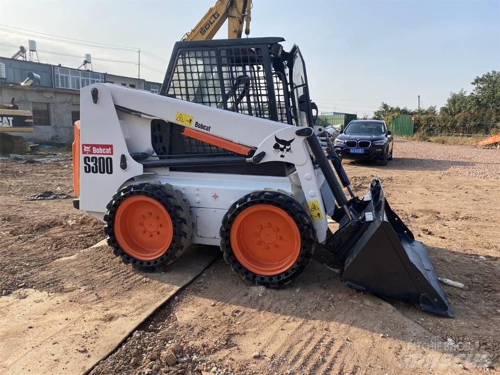 Bobcat S 300 Skid steer loderler