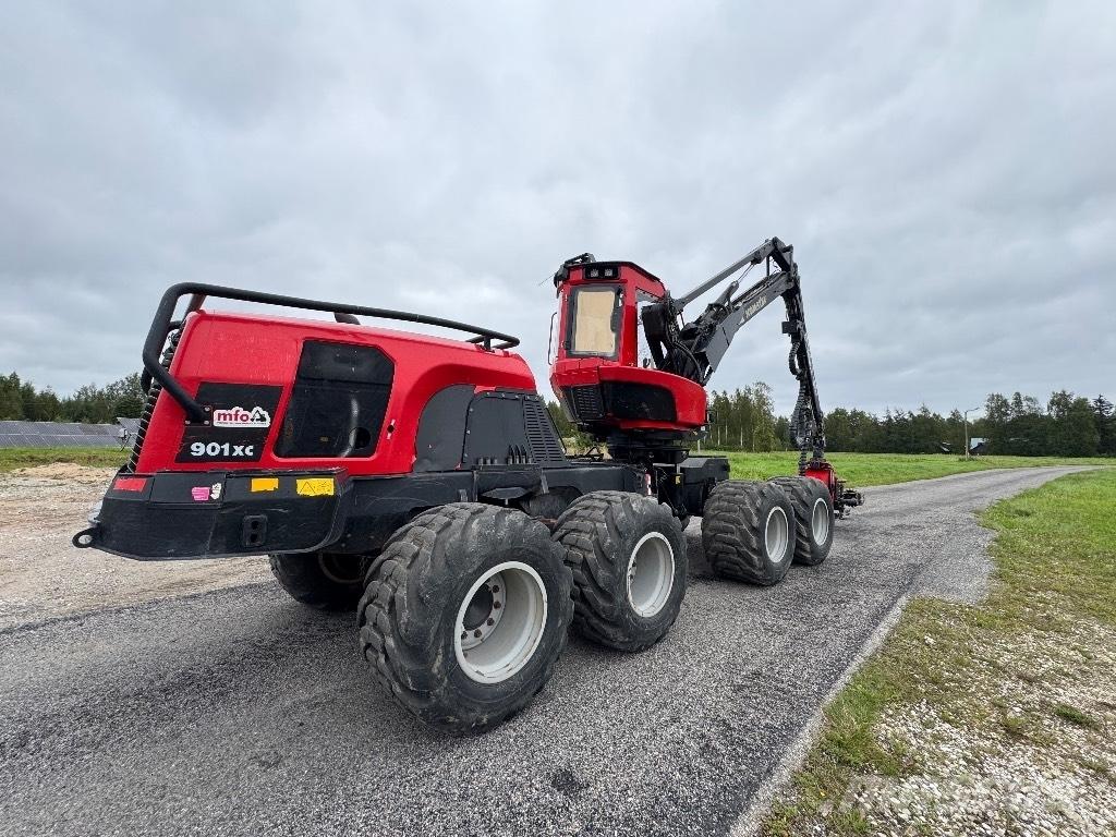 Komatsu 901 XC Biçerdöverler