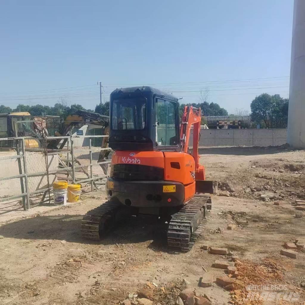 Kubota U 27 Mini ekskavatörler, 7 tona dek