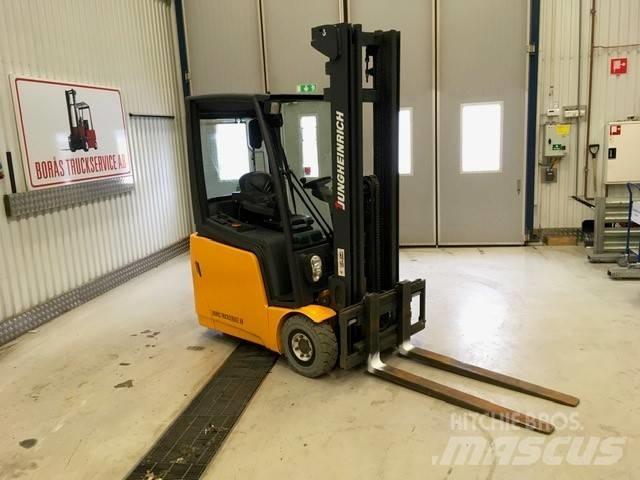 Jungheinrich EFG 215 Elektrikli forkliftler