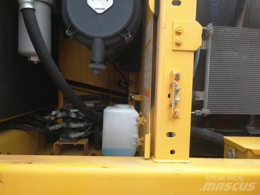 Komatsu pc200-8 Paletli ekskavatörler