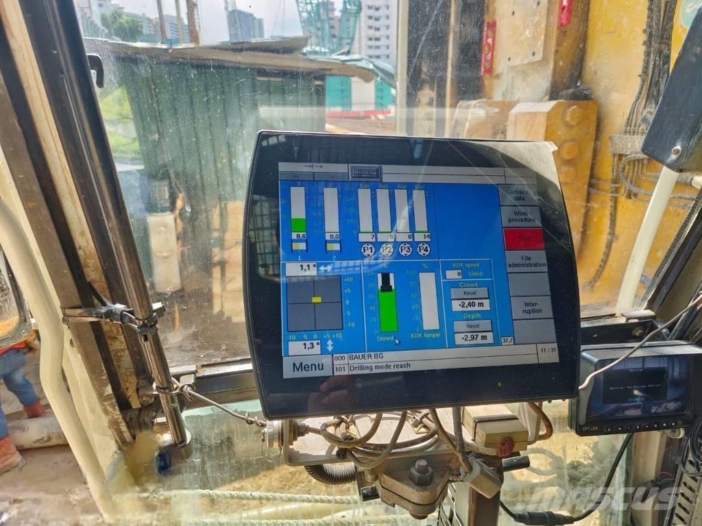 Bauer BG 36 Sondaj makinalari