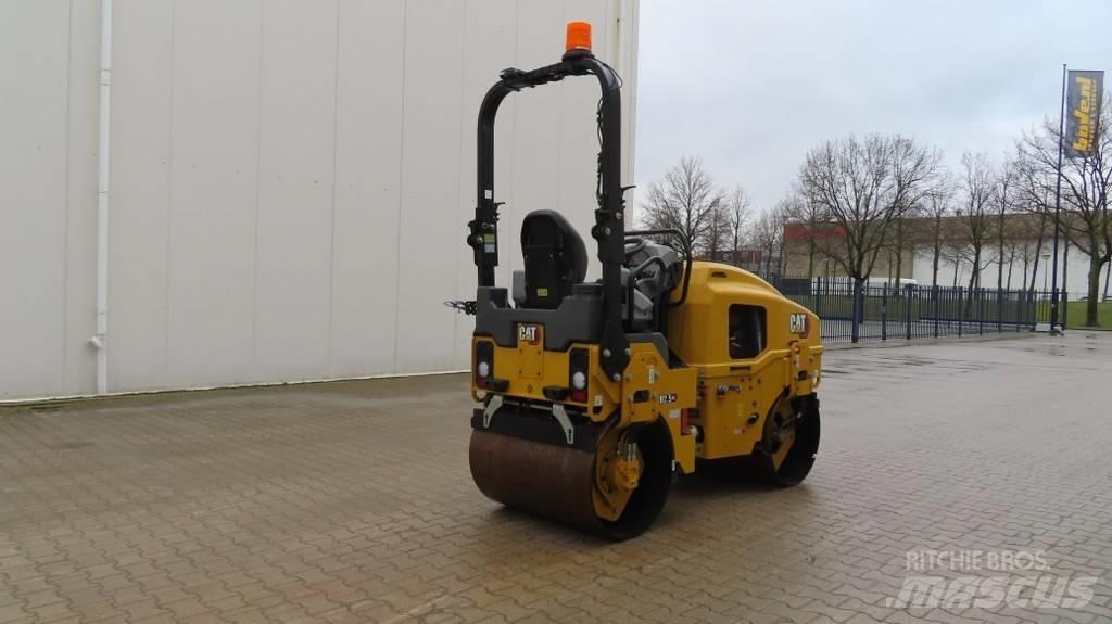 CAT CB2.5 GC Çift tamburlu silindirler