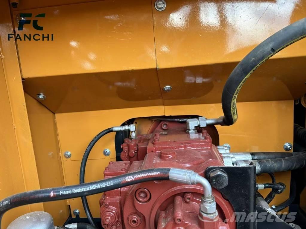 Hyundai 220LC-9S Paletli ekskavatörler