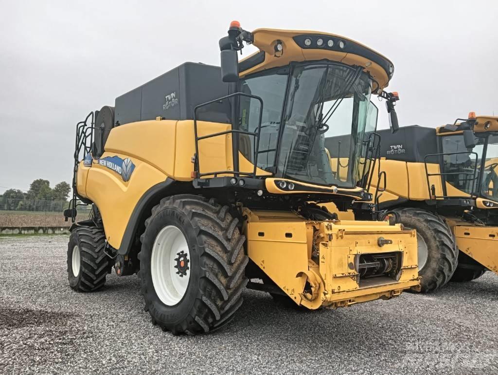 New Holland CR 7.90 Biçerdöverler