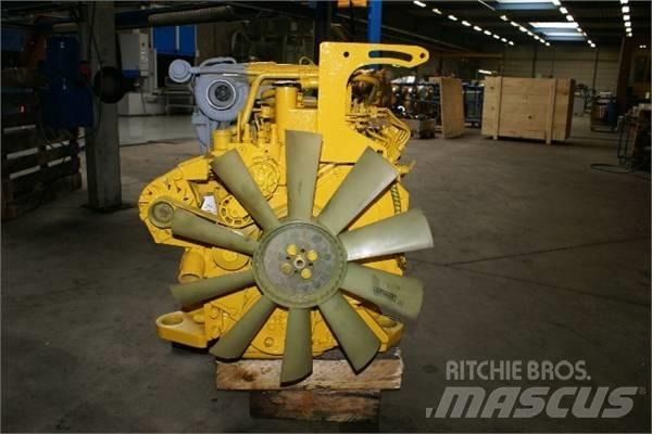 Komatsu SA4D102E Motorlar