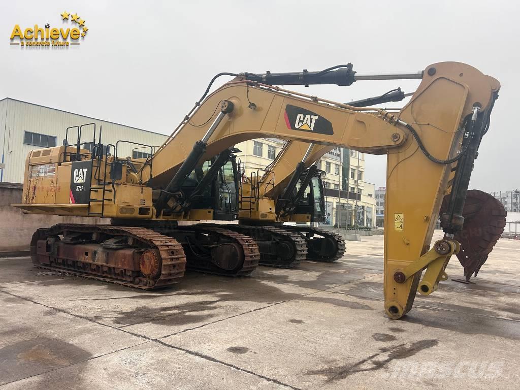 CAT 374 Paletli ekskavatörler