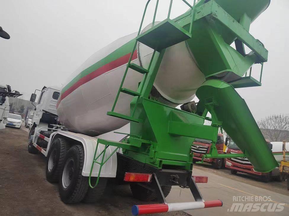 Shacman F3000 6X4 Transmikserler