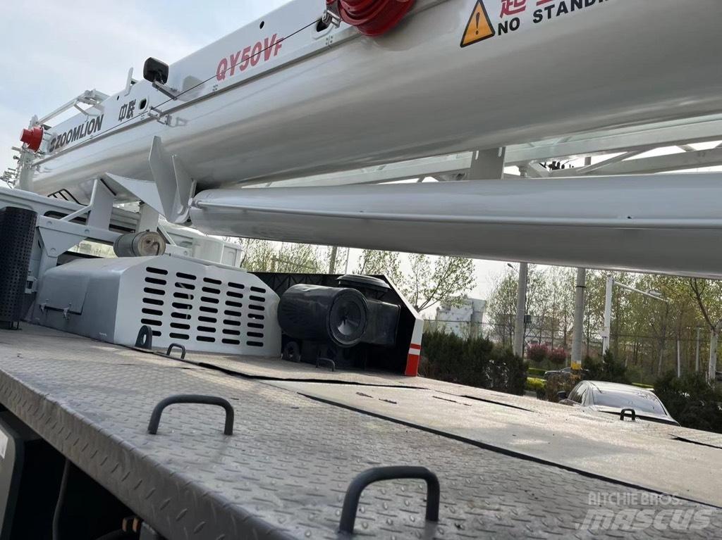 Zoomlion QY50V Yol-Arazi Tipi Vinçler (AT)