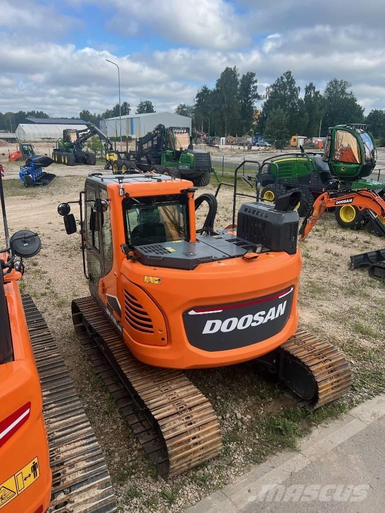 Doosan DX 140 LCR-7 Paletli ekskavatörler