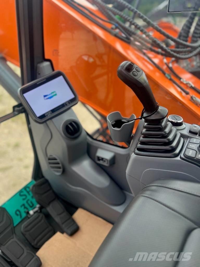 Doosan DX 140 LCR-7 Paletli ekskavatörler