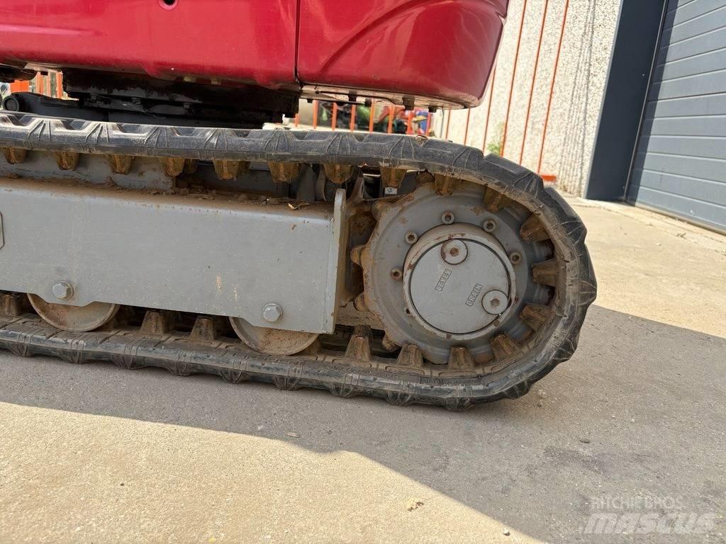 Takeuchi TB 210 R Mini ekskavatörler, 7 tona dek