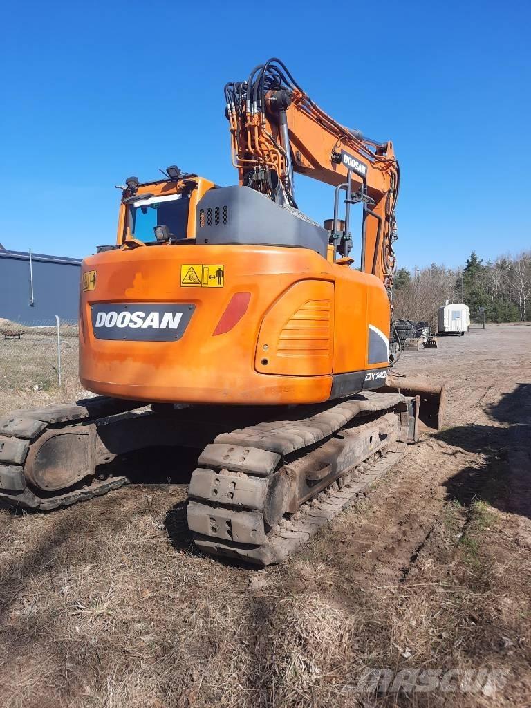 Doosan DX140LCR-5 Paletli ekskavatörler