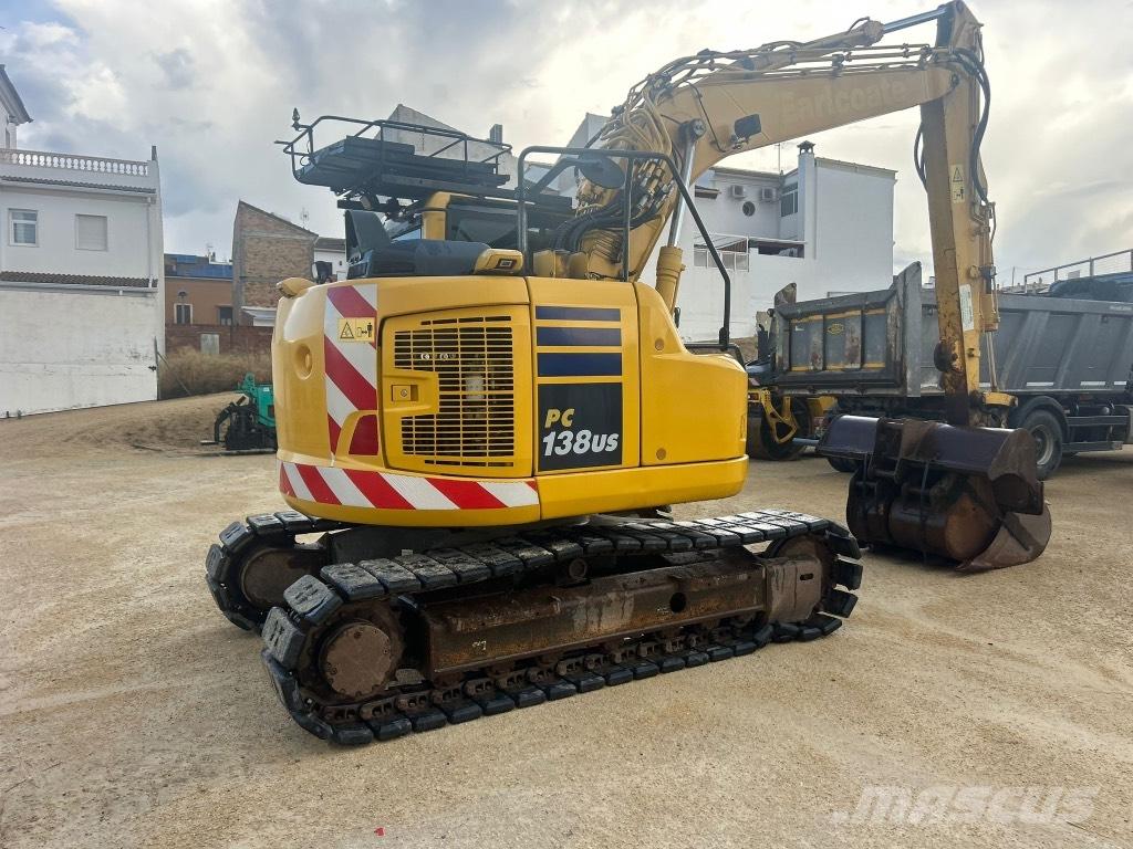 Komatsu PC 138 Paletli ekskavatörler