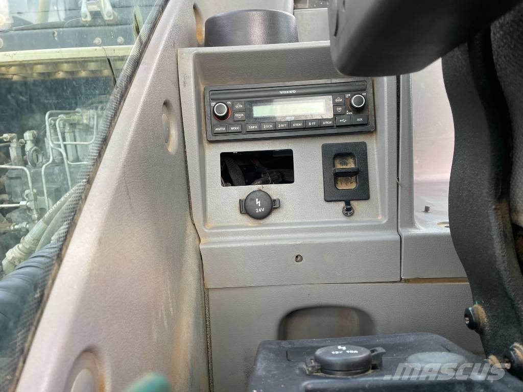 Volvo EC 140 EL Paletli ekskavatörler