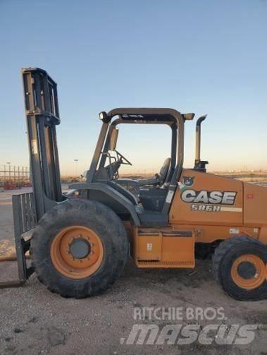 CASE 586H Arazi tipi forklift