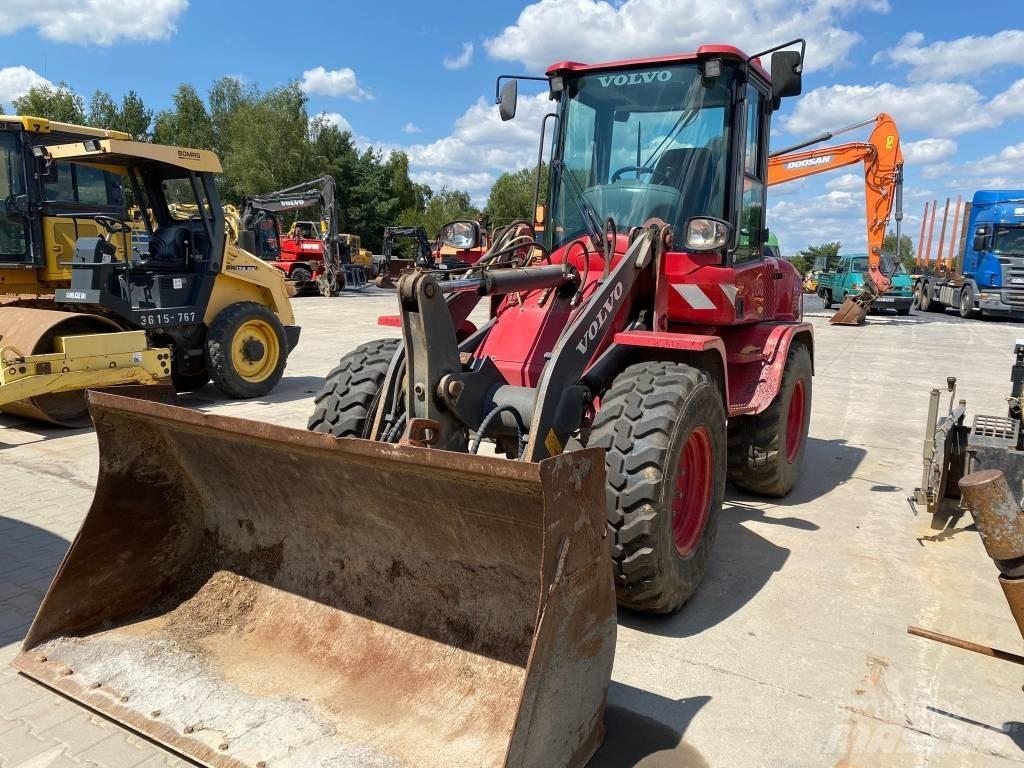 Volvo L 30 G Tekerlekli yükleyiciler