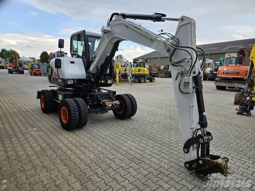 Bobcat E57W Lastik tekerli ekskavatörler