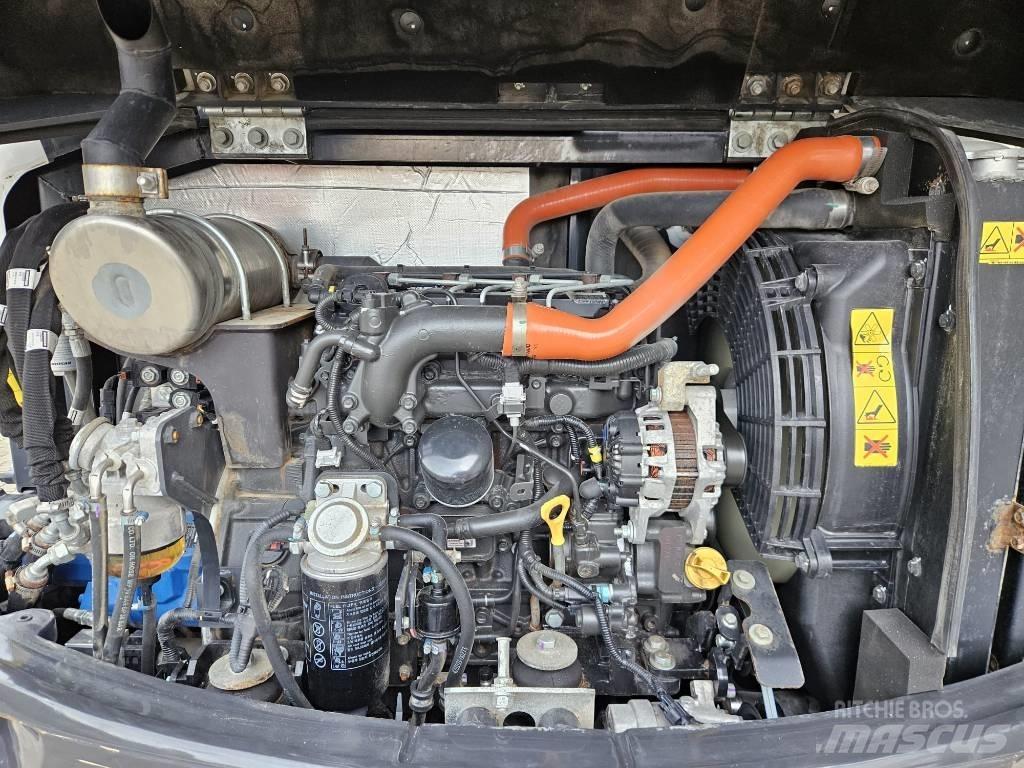 Bobcat E57W Lastik tekerli ekskavatörler