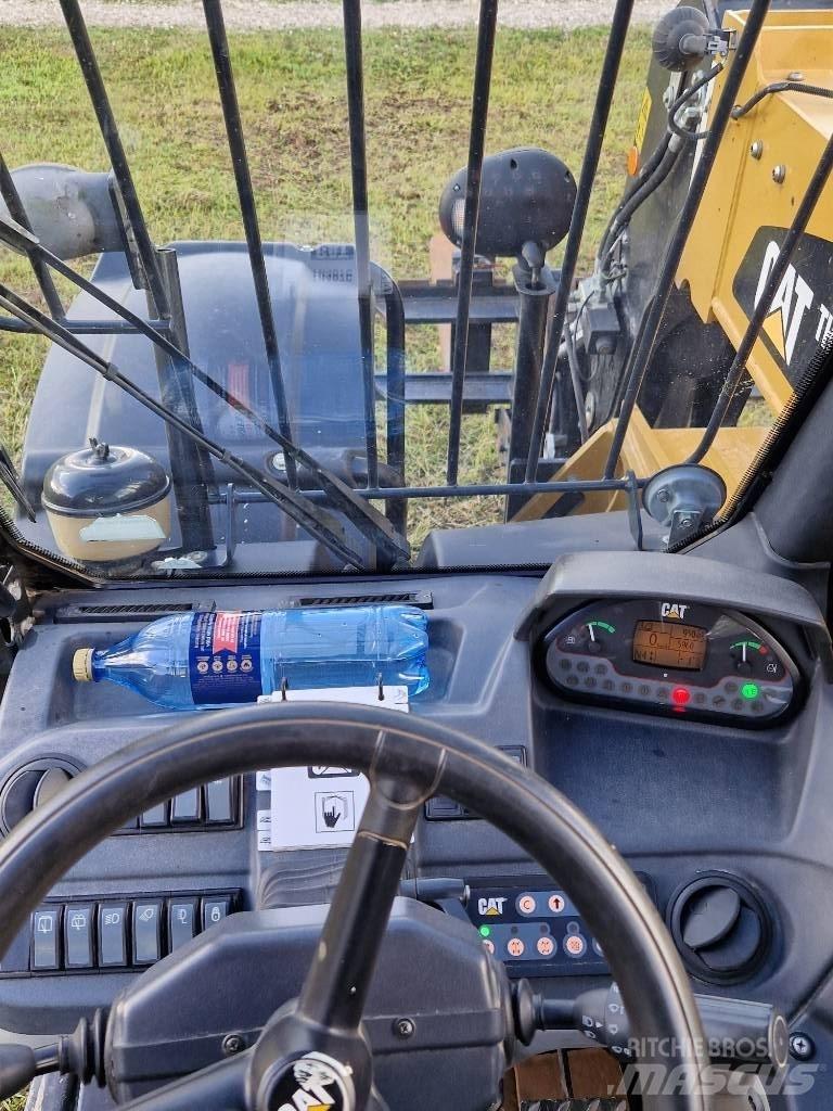 CAT TH 407 C Tarimsal teleskopik yükleyiciler