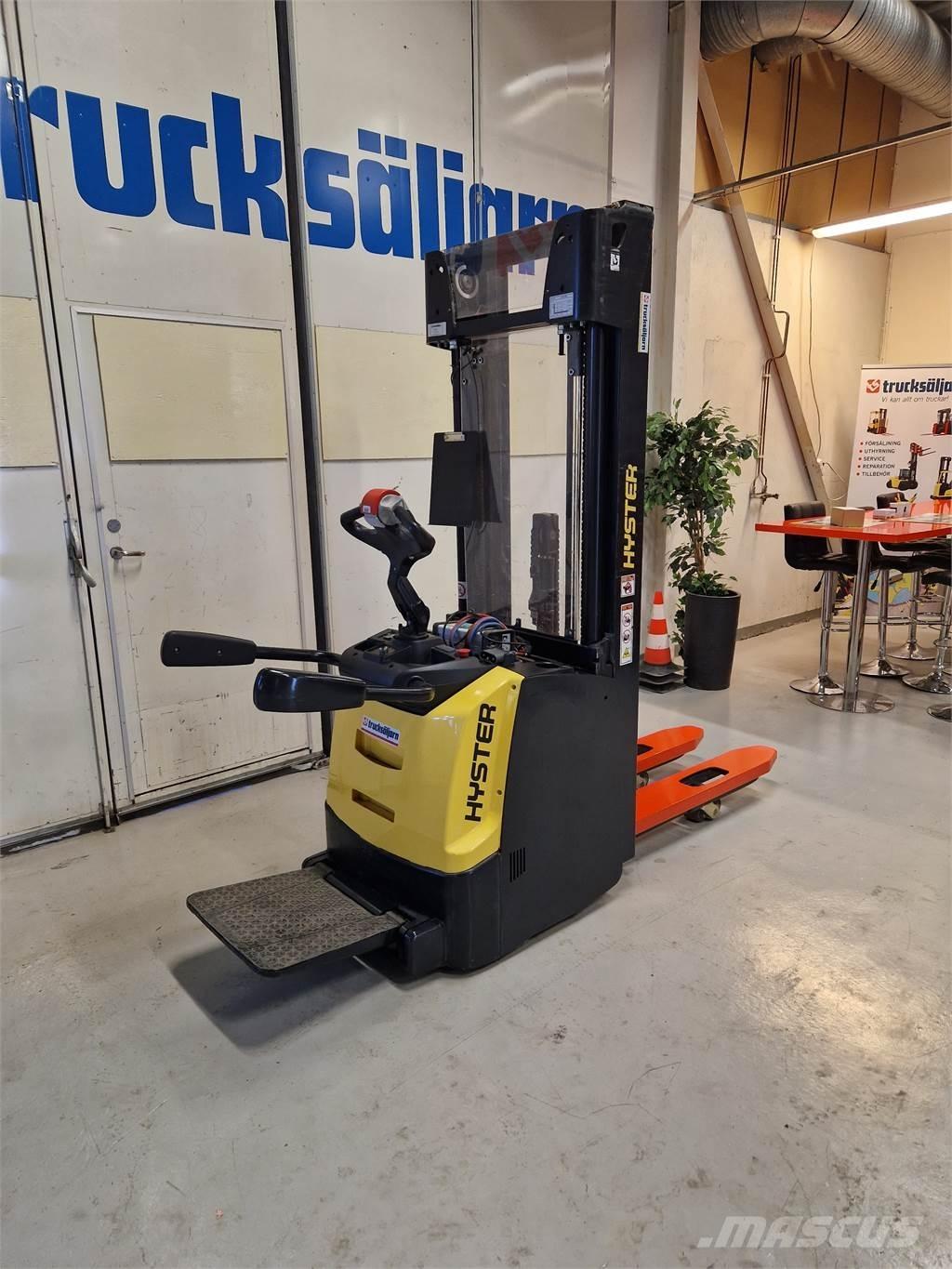 Hyster S1.4S IL Akülü depo ekipmanları