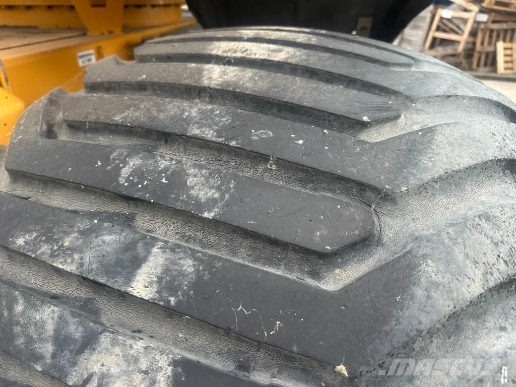 Liebherr A900 Lastik tekerli ekskavatörler