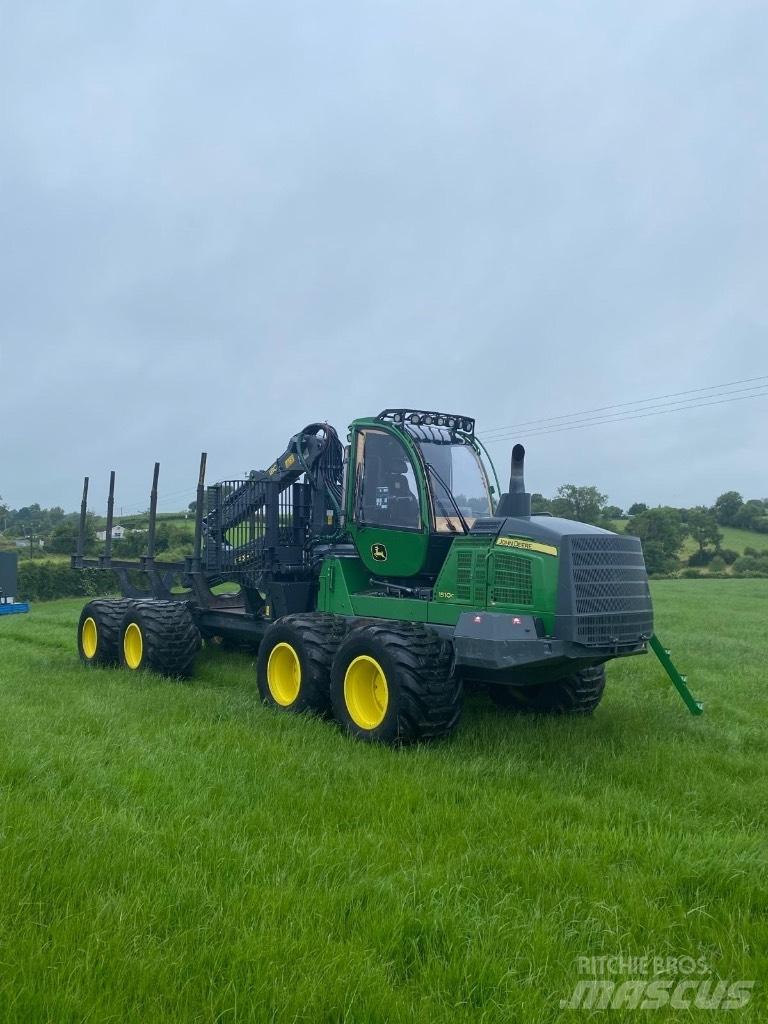 John Deere 1510G Tomruk yükleyici traktörler