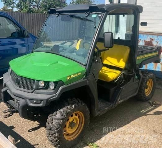 John Deere XUV865M ATVler