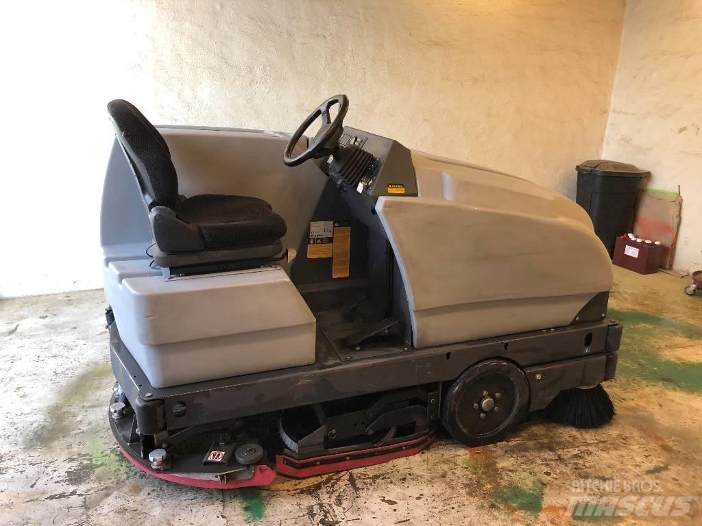 Nilfisk CR 1000 Kombine süpürücü-temizleyiciler