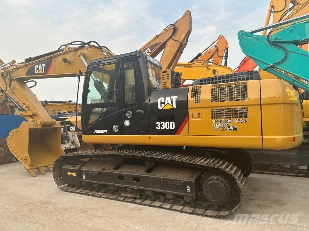 CAT 330D Paletli ekskavatörler
