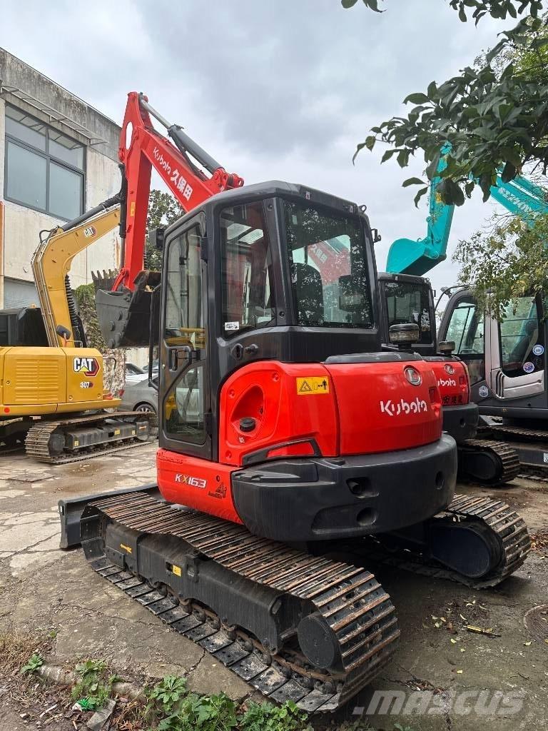 Kubota KX 163-5 Paletli ekskavatörler