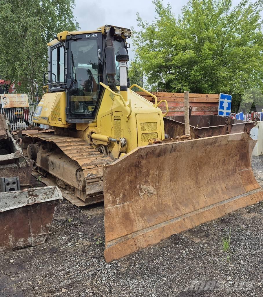 Komatsu D 51 EX-22 Paletli dozerler