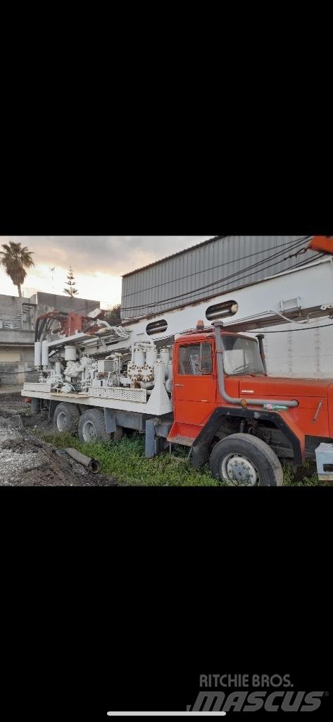  Massarenti SR 3500. Kuyu sondaj makinalari