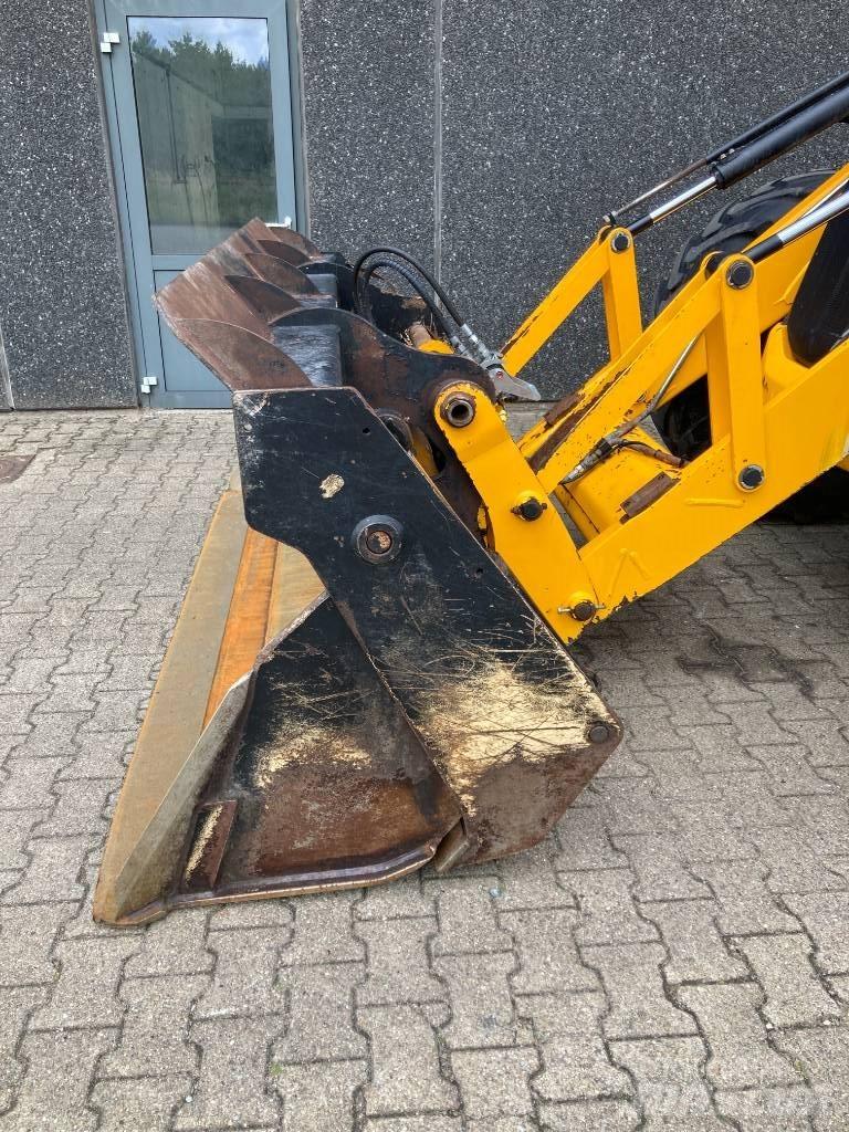 JCB 4 CX Kazıcı yükleyiciler - beko loder